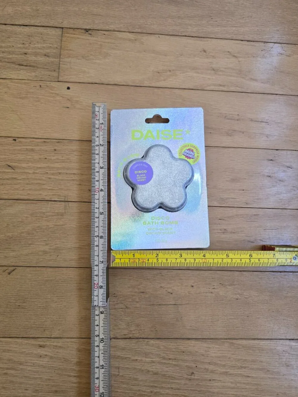 DAISE Zuru Mini Brands Disco Sparkle Black Orchid Flower Shaped Fizzy Bath Bomb